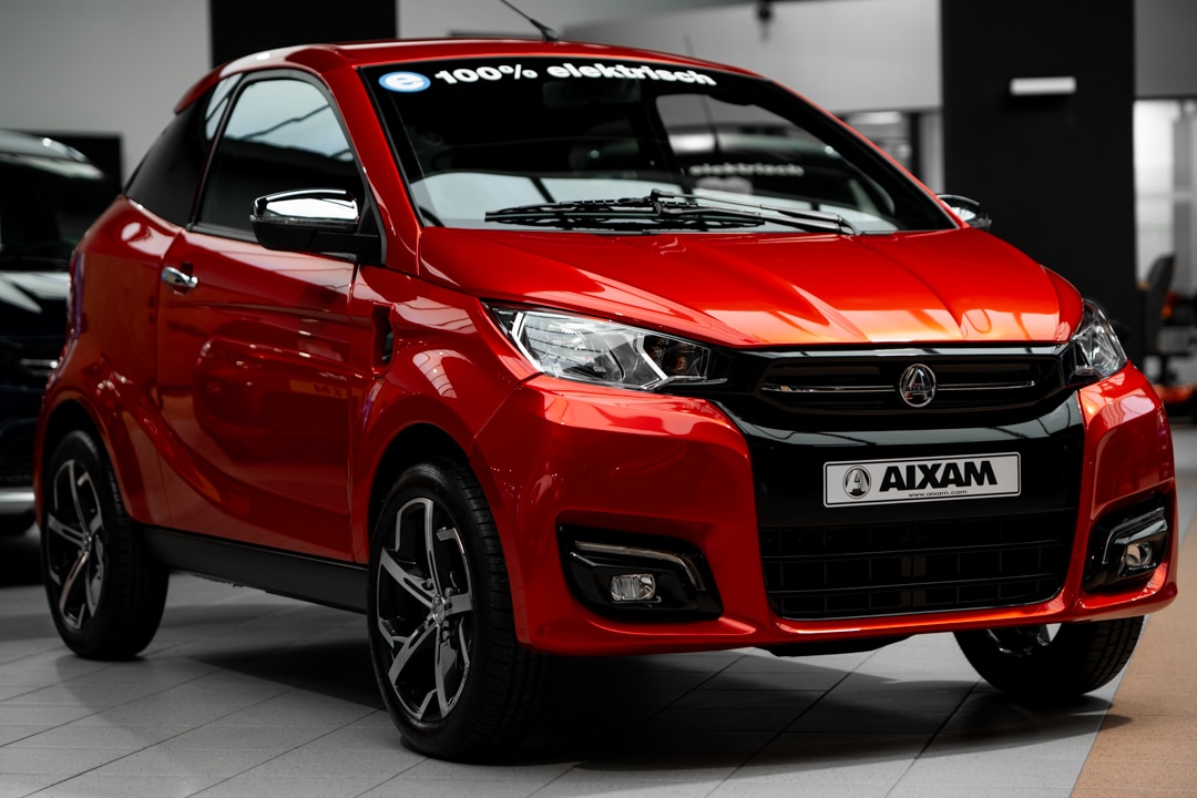 Aixam Ecoupe Premium 2022 Brommobiel Occasion Parelmoer Rood 100 Elektrisch