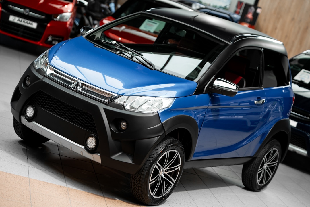 Aixam Crossover Premium Sensation 2019 Brommobiel Occasion Saffierblauw Metallic