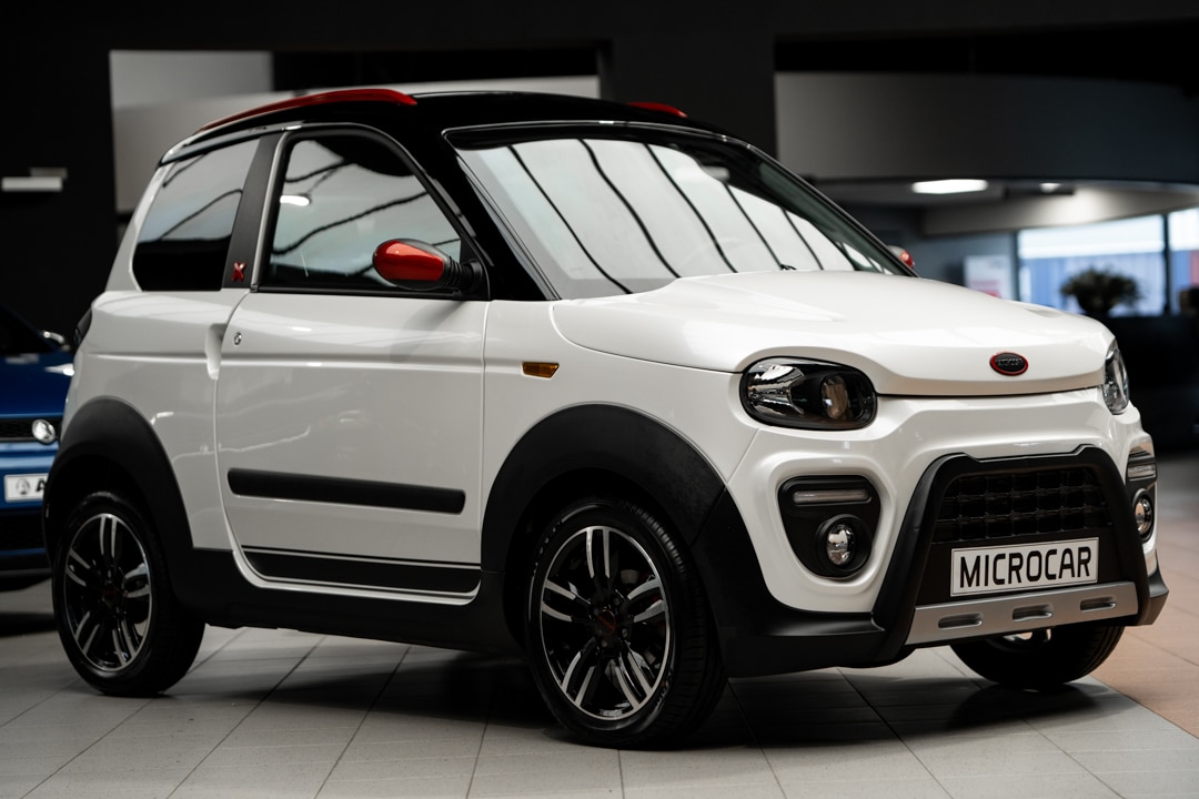 Microcar M Go 6 X Dci 2020 Brommobiel Occasion Parelmoerwit Metallic 1ste Eigenaar