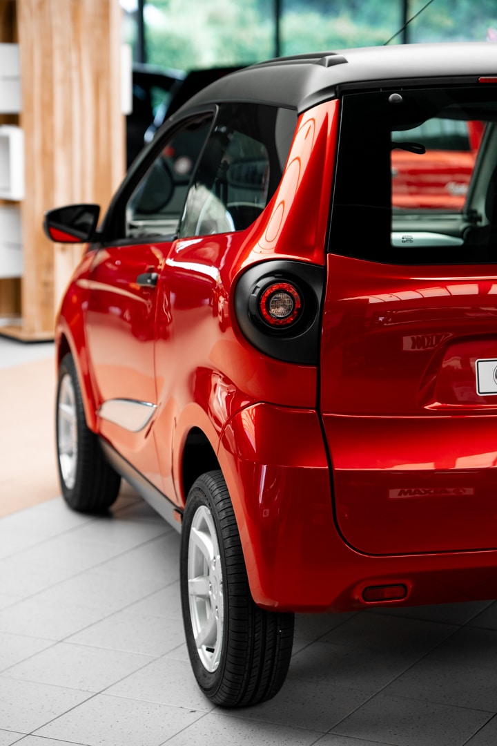Aixam Minauto Cross 2023 Brommobiel Nieuw Parelmoer Rood