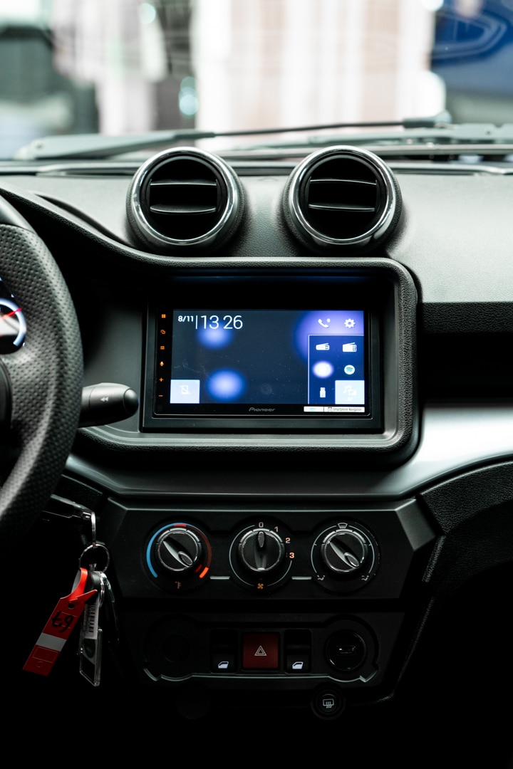 Aixam Crossover Premium Emotion 2021 Brommobiel Occasion Saffierblauw Metallic