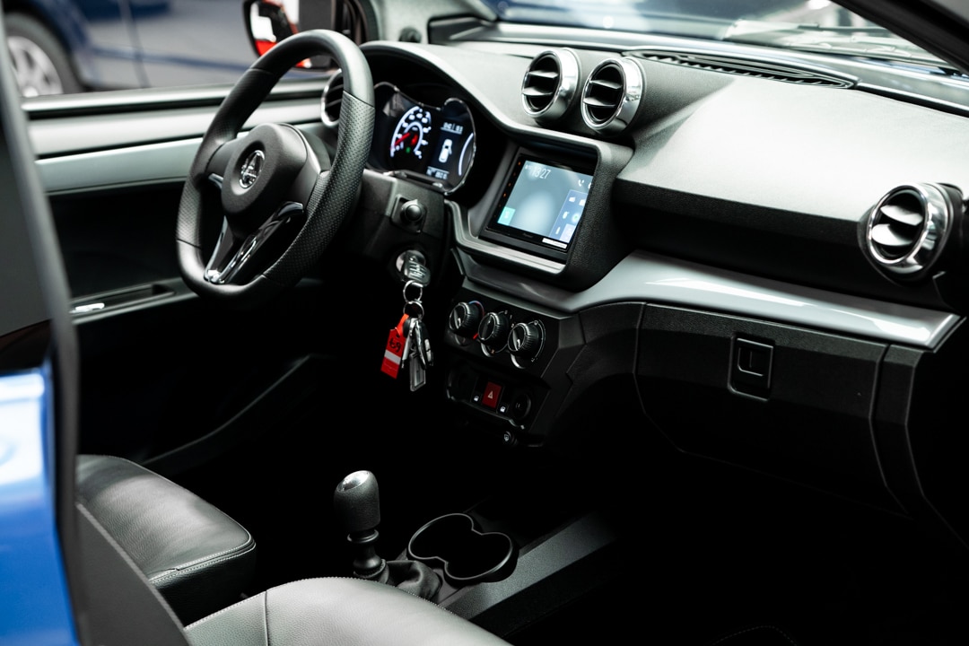 Aixam Crossover Premium Emotion 2021 Brommobiel Occasion Saffierblauw Metallic