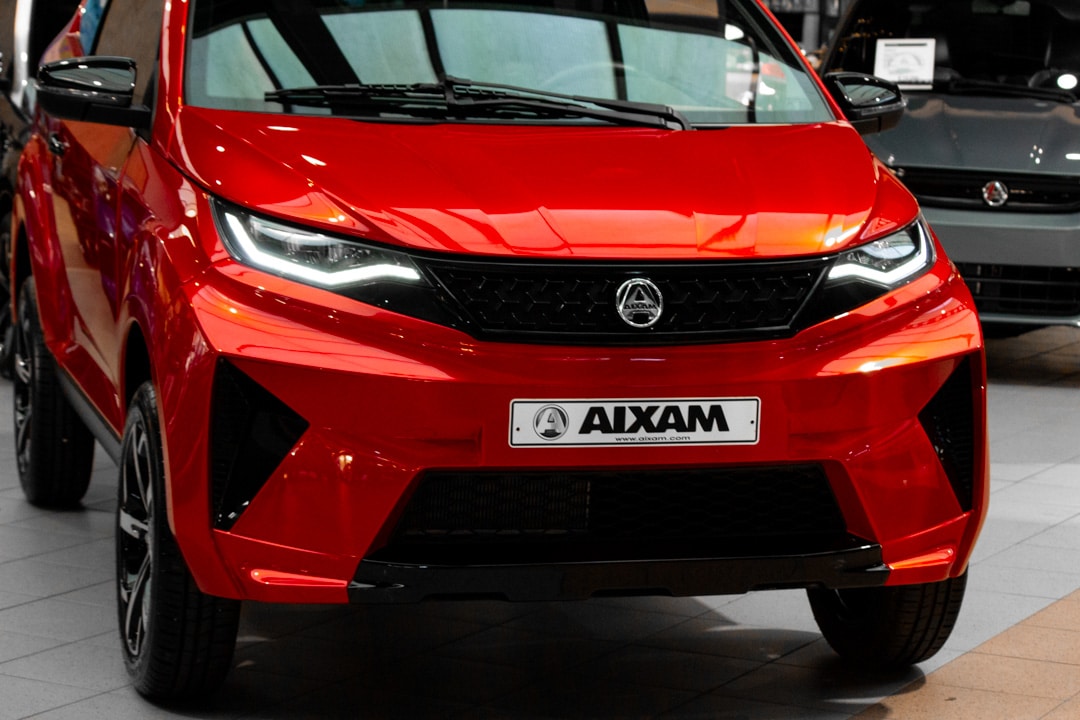 Aixam Crossover Premium Ambition 2023 Brommobiel Occasion Parelmoer Rood Metallic