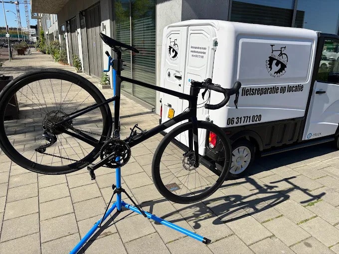 Veni Vidi Velo Mobile Bike Repair Amsterdam Rijdt Vanaf Nu Rond In Een Gloednieuwe Aixam Pro E Truck Van Veni Vidi Velo Mobile Bike Repair Amsterdam Rijdt Vanaf Nu Rond In Een Gloednieuwe Aixam Pro E Truck Van