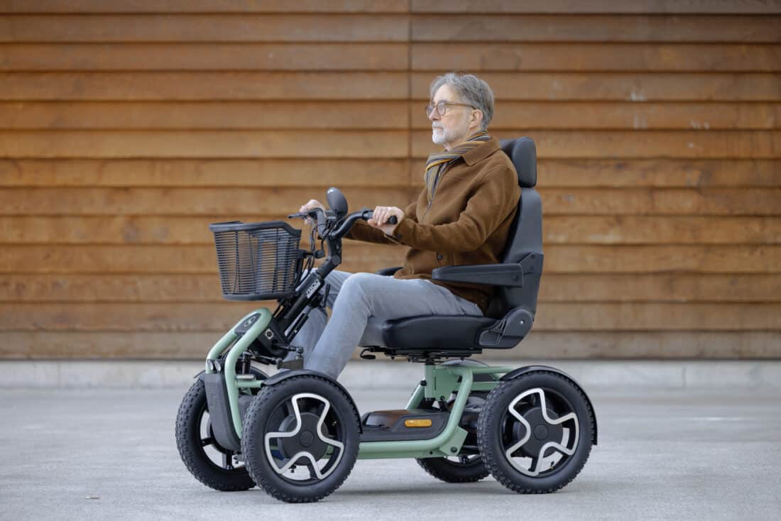Sterling S800 By Scoozy Scootmobiel