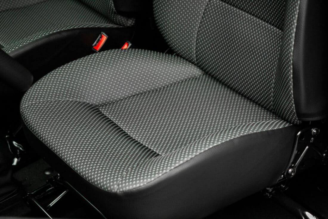 Aixam E Minauto Chic 2025 Brommobiel Elektrisch Nieuw Titianium Dak Rood