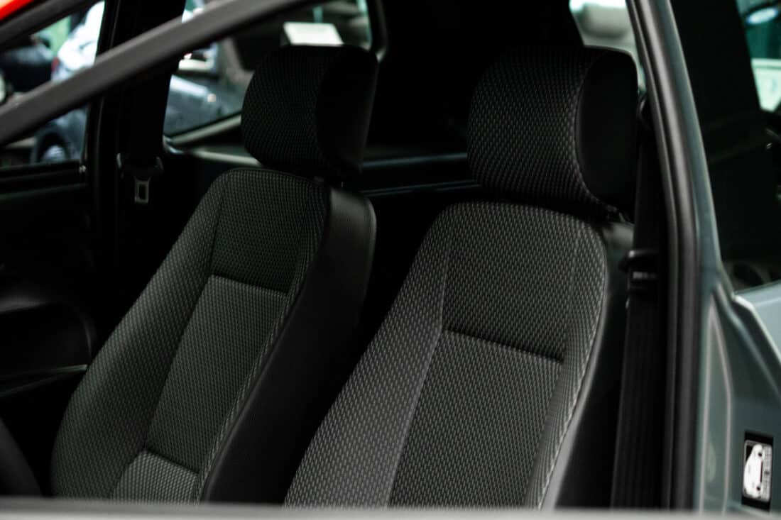 Aixam E Minauto Chic 2025 Brommobiel Elektrisch Nieuw Titianium Dak Rood