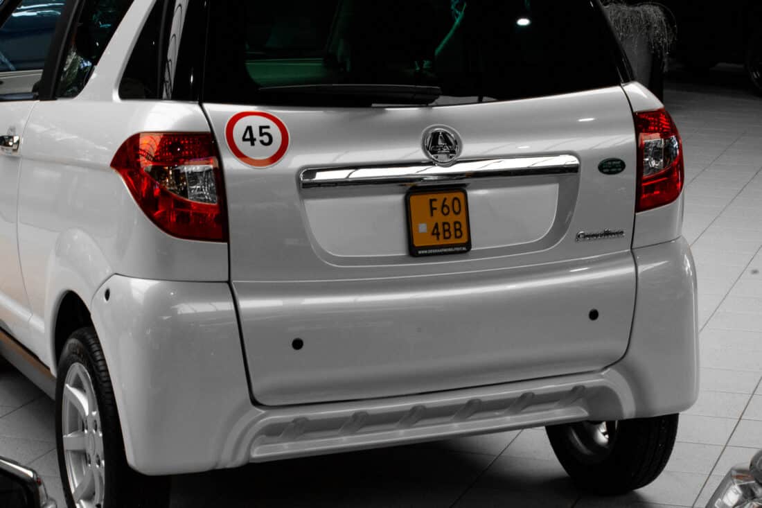 Aixam Crossline Premium 2011 Brommobiel Occasion Parelmoerwit Metallic