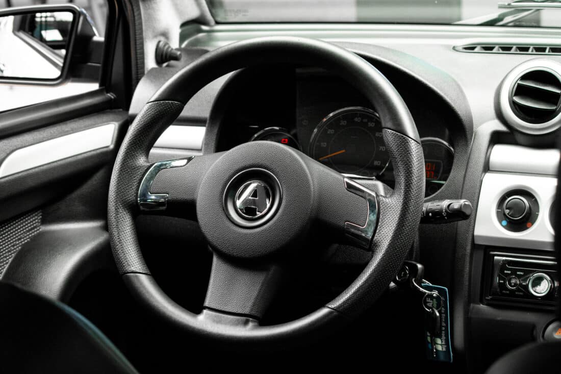 Aixam Crossline Premium 2011 Brommobiel Occasion Parelmoerwit Metallic
