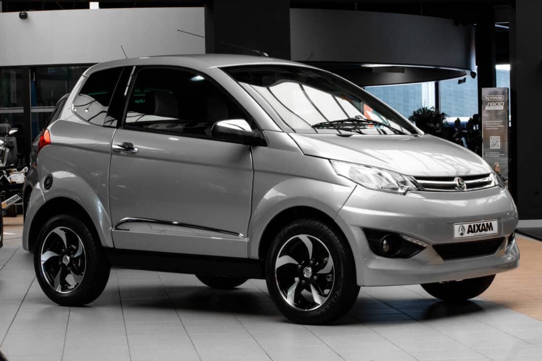 Aixam City Premium Vision 2 2017 Brommobiel Occasion Zilvergrijs Metallic