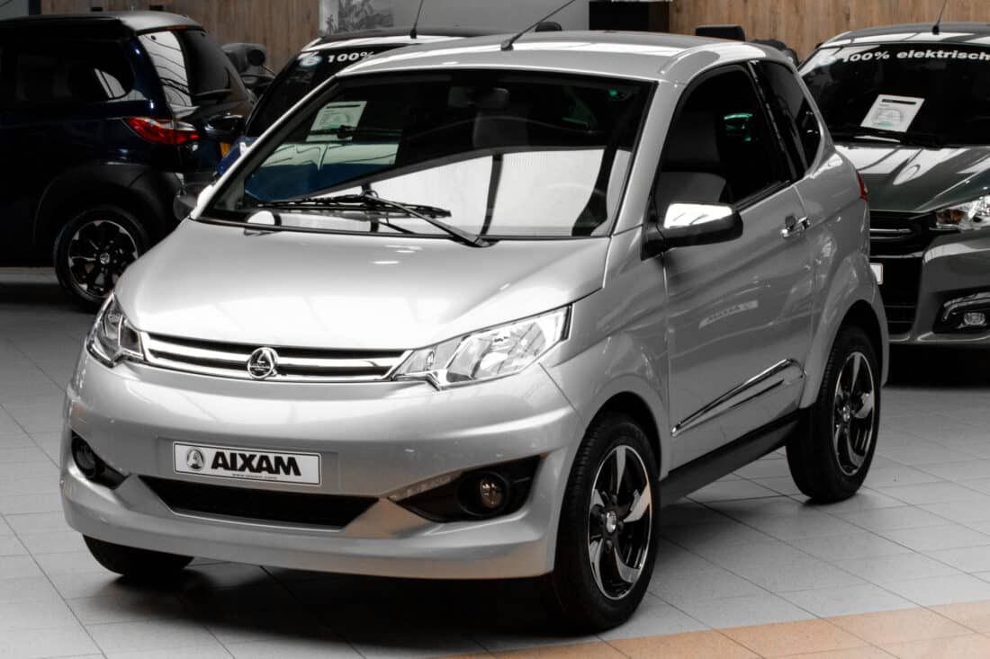 Aixam City Premium Vision 2 2017 Brommobiel Occasion Zilvergrijs Metallic