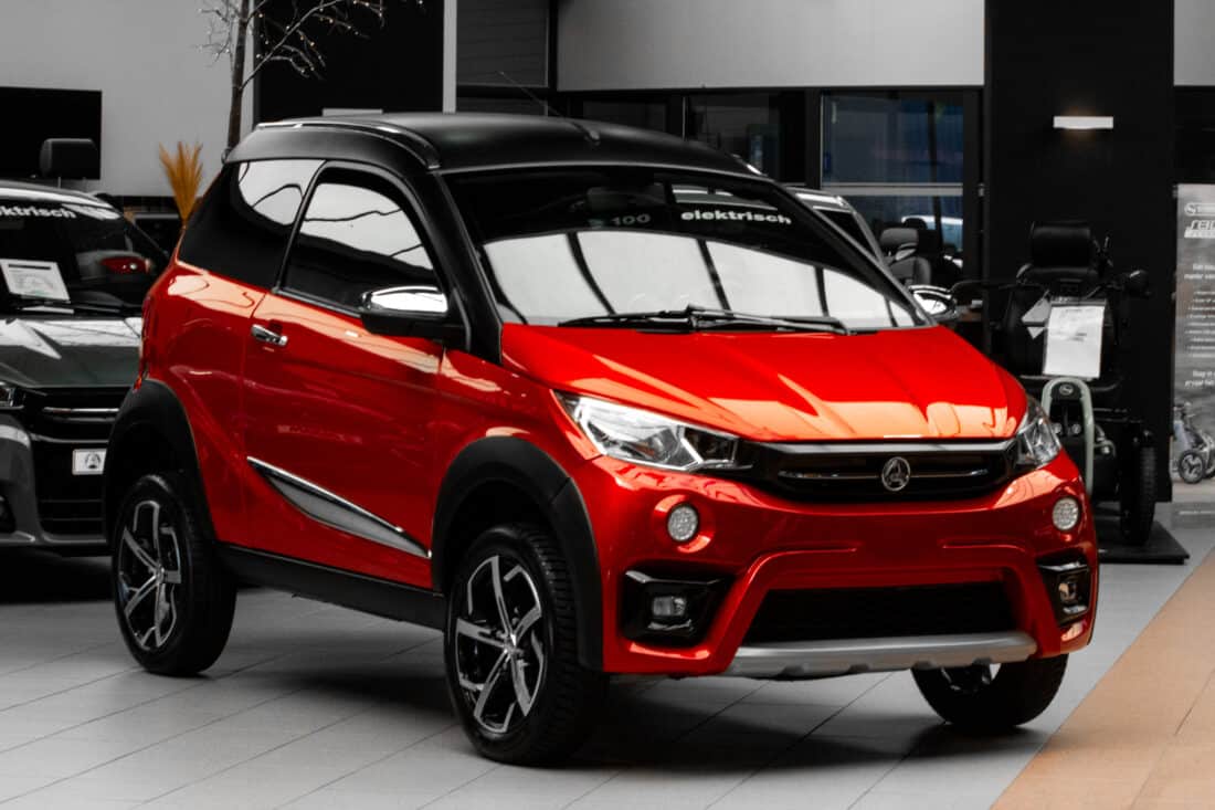 Aixam Crossover Premium Emotion 2021 Brommobiel Occasion Parelmoerrood Metallic