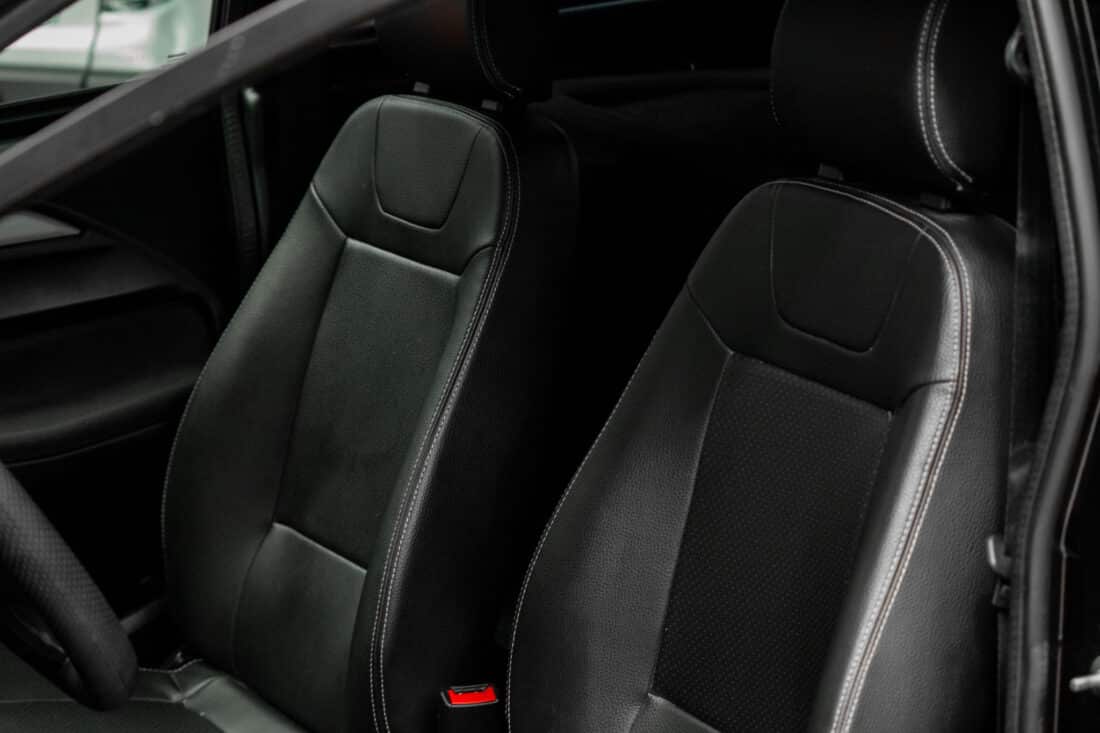 Aixam Crossover Premium Emotion 2023 Brommobiel Occasion Zwart Metallic