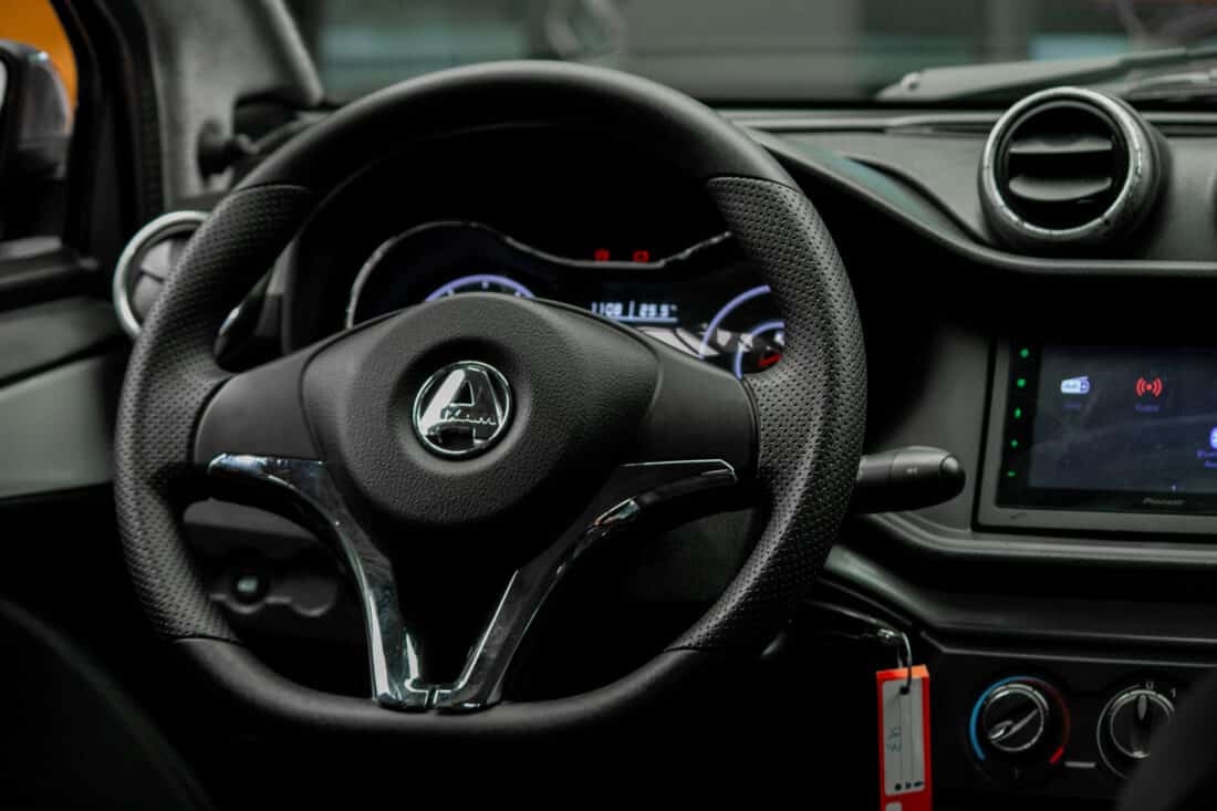 Aixam Crossover Premium Emotion 2023 Brommobiel Occasion Zwart Metallic