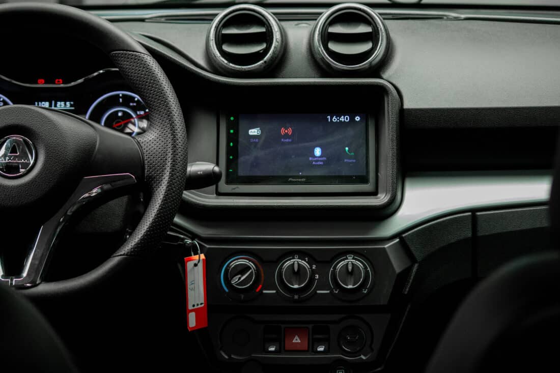 Aixam Crossover Premium Emotion 2023 Brommobiel Occasion Zwart Metallic