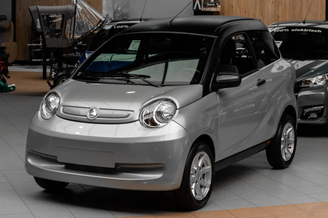 Aixam Minauto Cross 2021 Brommobiel Occasion Zilvergrijs Metallic