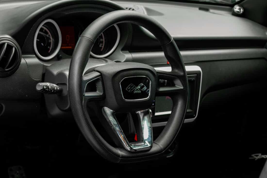 Ligier Js 60 L Sport Sun Dci 2023 Brommobiel Occasion Parelmoer Wit Metallic