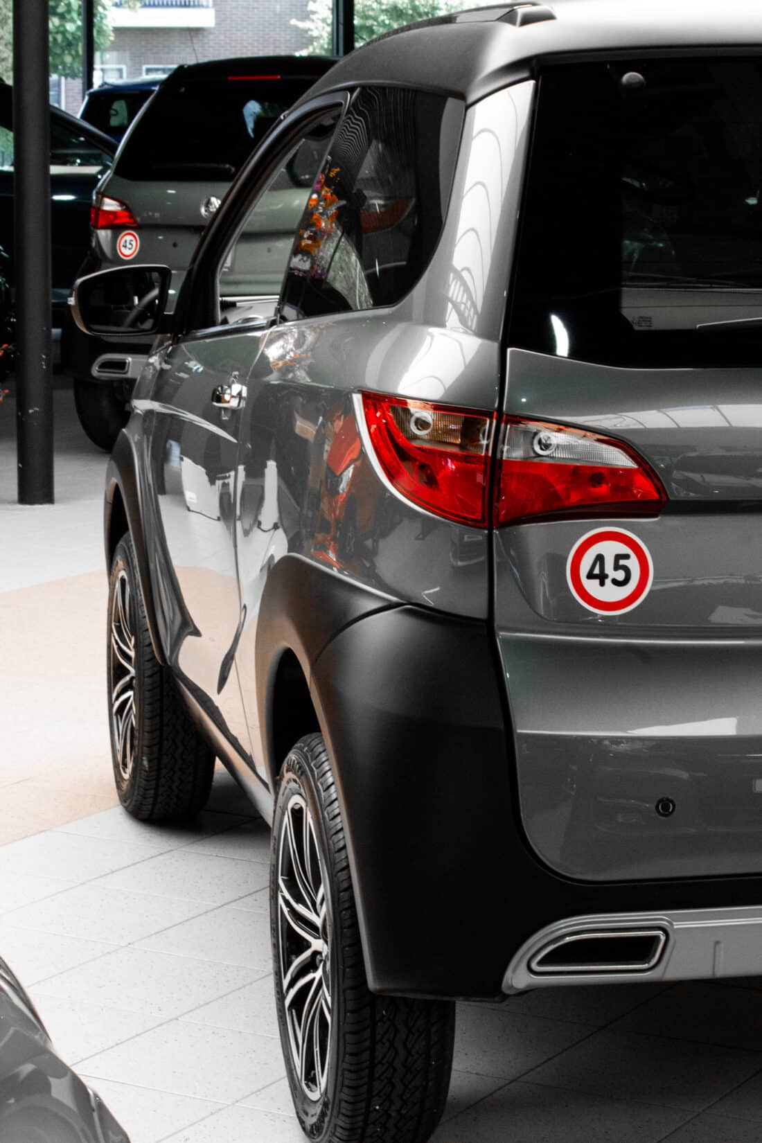 Aixam Crossover Premium Sensation 2019 Brommobiel Occasion Titaniumgrijs Metallic