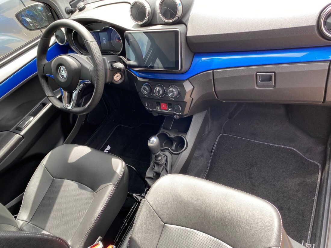 Aixam Crossover Premium Ambition E5 2025 Brommobiel Saffierblauw Metallic