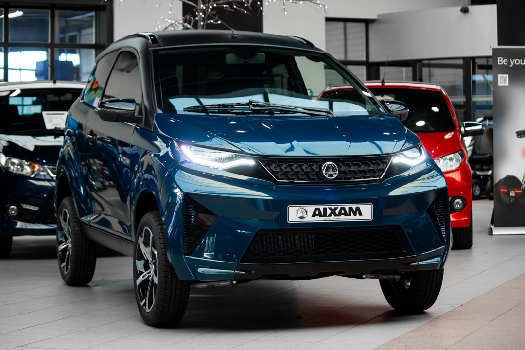 Aixam Crossover Premium Ambition E5 2025 Brommobiel Mallard Blauw