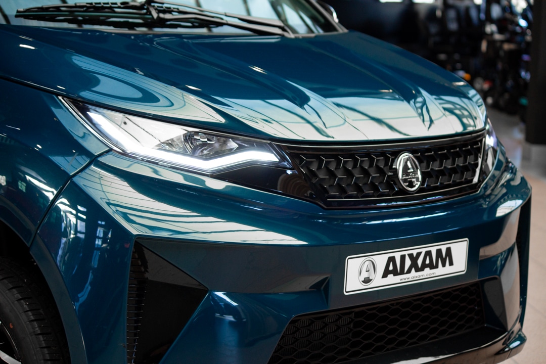 Aixam Crossover Premium Ambition E5 2025 Brommobiel Mallard Blauw