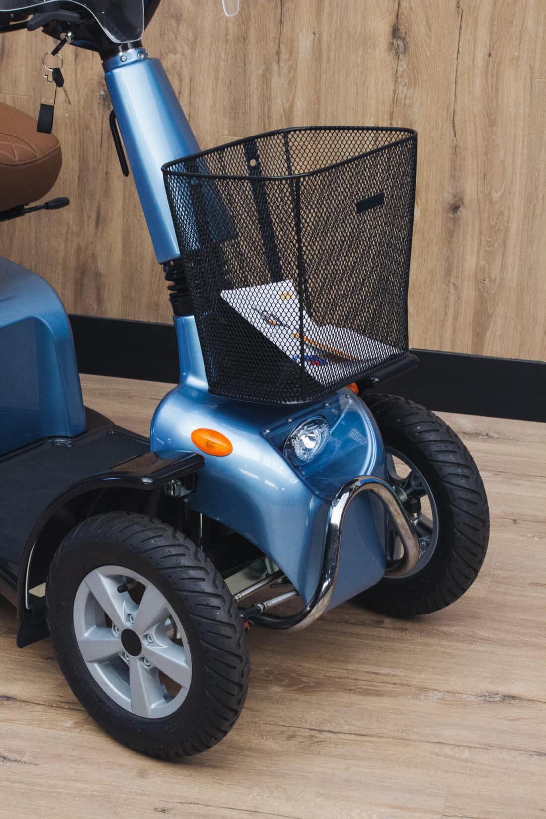 Life Amp Mobility Solo 4 Blue Diamond