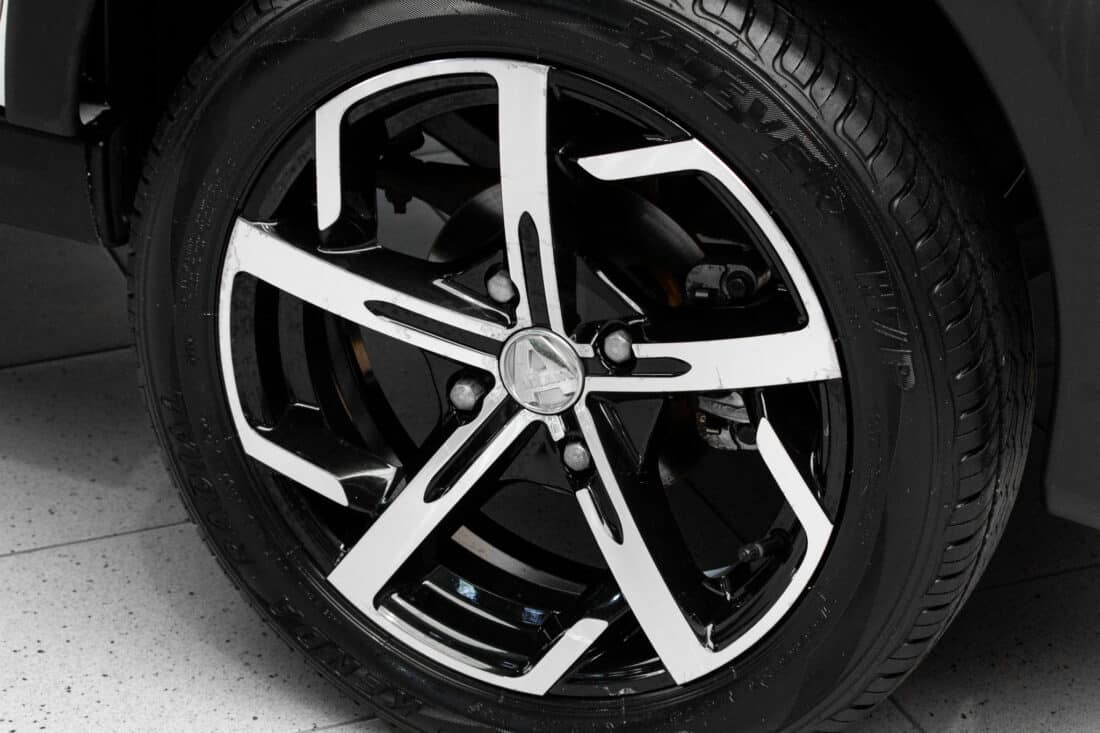Aixam Crossover Premium Emotion 2020 Brommobiel Occasion Parelmoer Wit Metallic