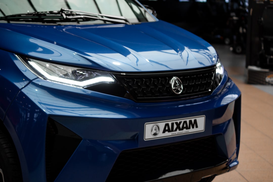 Aixam E Crossover Premium Ambition 2025 Brommobiel Elektrisch Saffierblauw Metallic