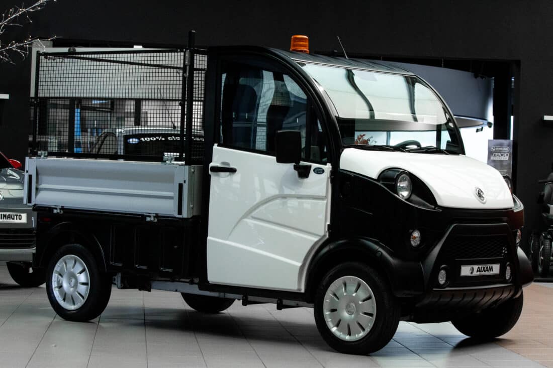 3x Aixampro E Truck Laadbak Met Bladrek 2022 Elektrische Brommobiel Occasion Wit