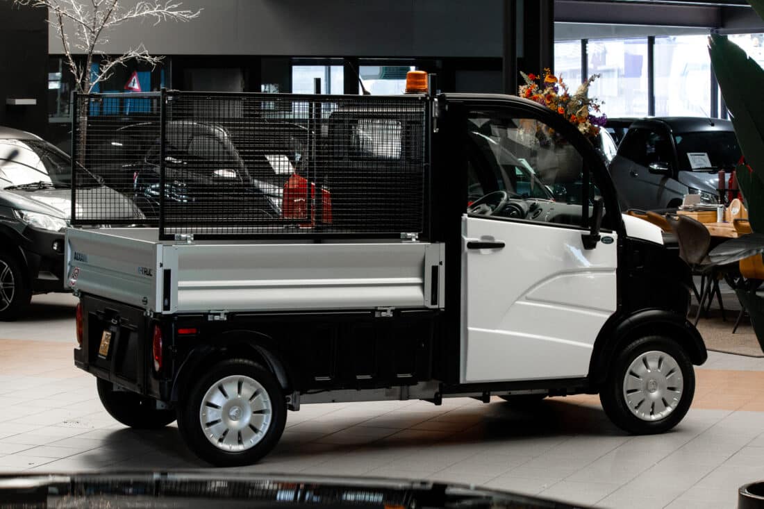 3x Aixampro E Truck Laadbak Met Bladrek 2022 Elektrische Brommobiel Occasion Wit