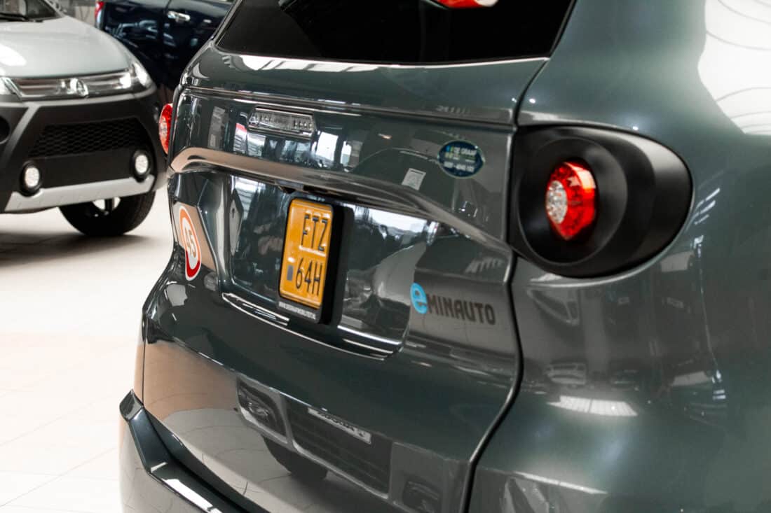 Aixam E Minauto Access 2025 Elektische Brommobiel Titanium Grijs