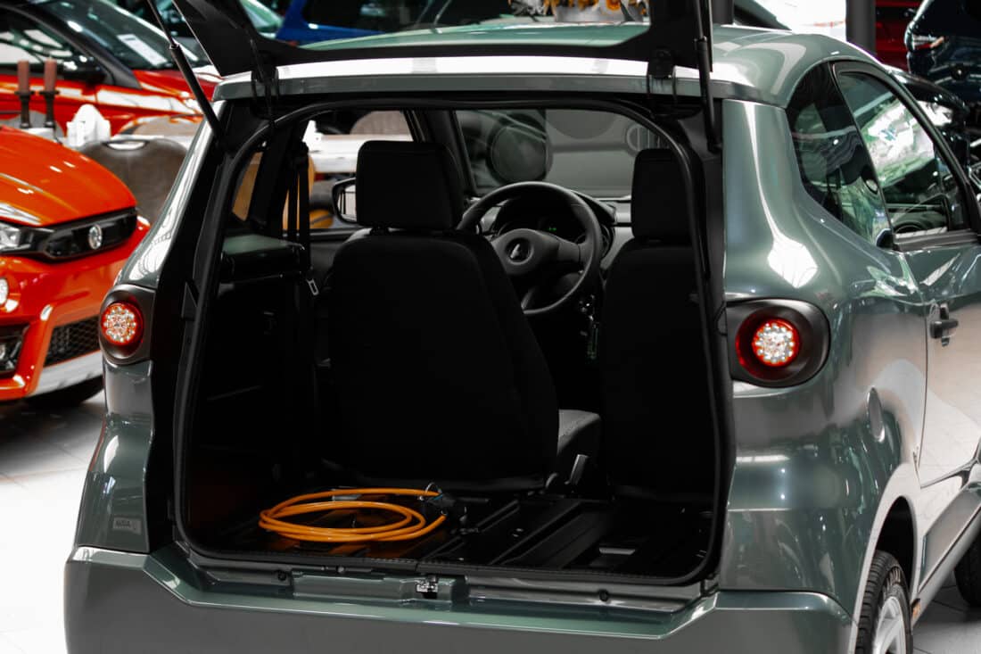 Aixam E Minauto Access 2025 Elektische Brommobiel Titanium Grijs