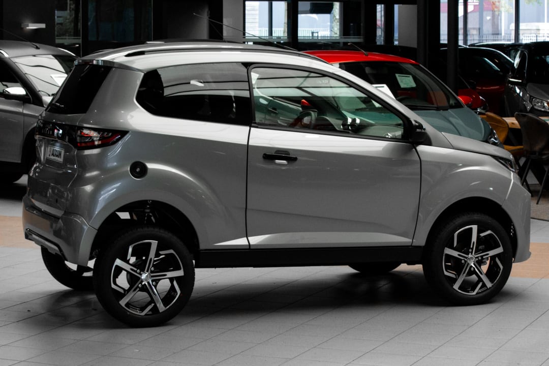 Aixam Crossover Premium Ambition E5 2025 Brommobiel Zilvergrijs Metallic