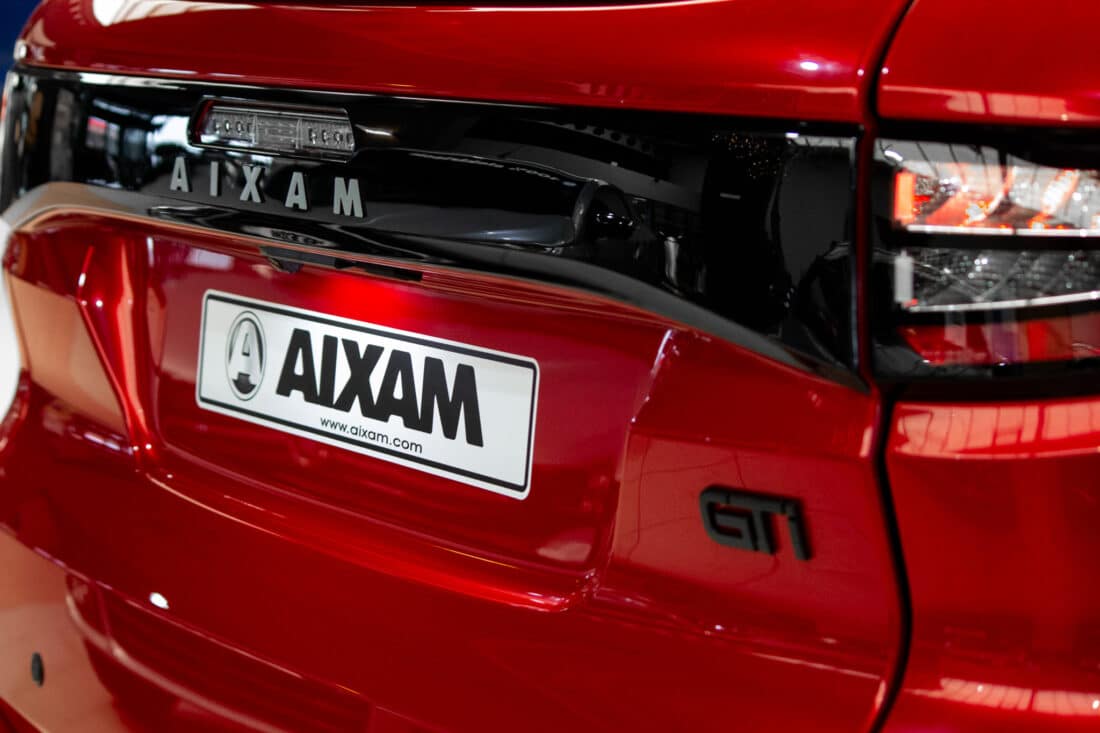 Aixam Crossover Premium Ambition E5 2025 Brommobiel Parelmoerrood Metallic Kopie