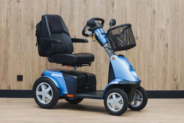Sterling Trophy 6 4 Wiel Scootmobiel Occassion