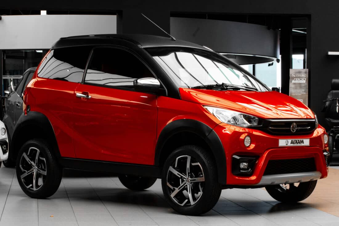 Aixam Crossover Premium Emotion 2021 Brommobiel Occasion Parelmoerrood Metallic