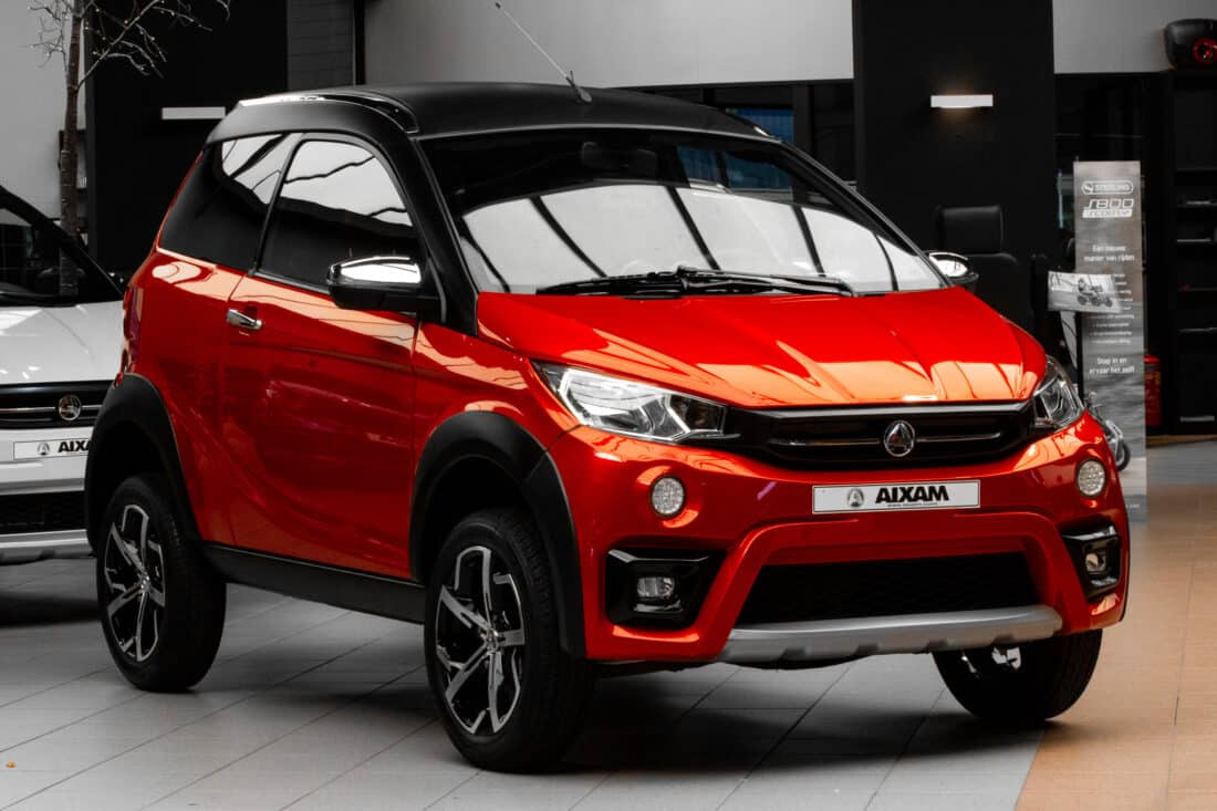 Aixam Crossover Premium Emotion 2021 Brommobiel Occasion Parelmoerrood Metallic
