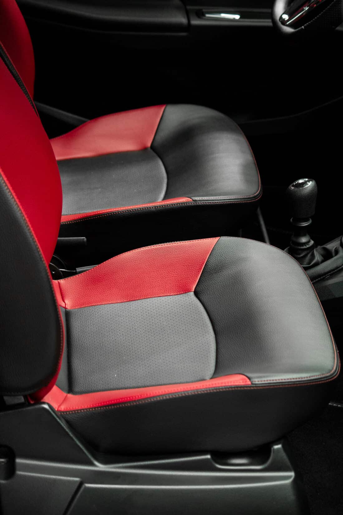 Aixam Crossover Premium Emotion 2021 Brommobiel Occasion Parelmoerrood Metallic
