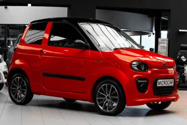 Microcar M Go 6 Dci Must 2021 Brommobiel Occasion Rood Metallic