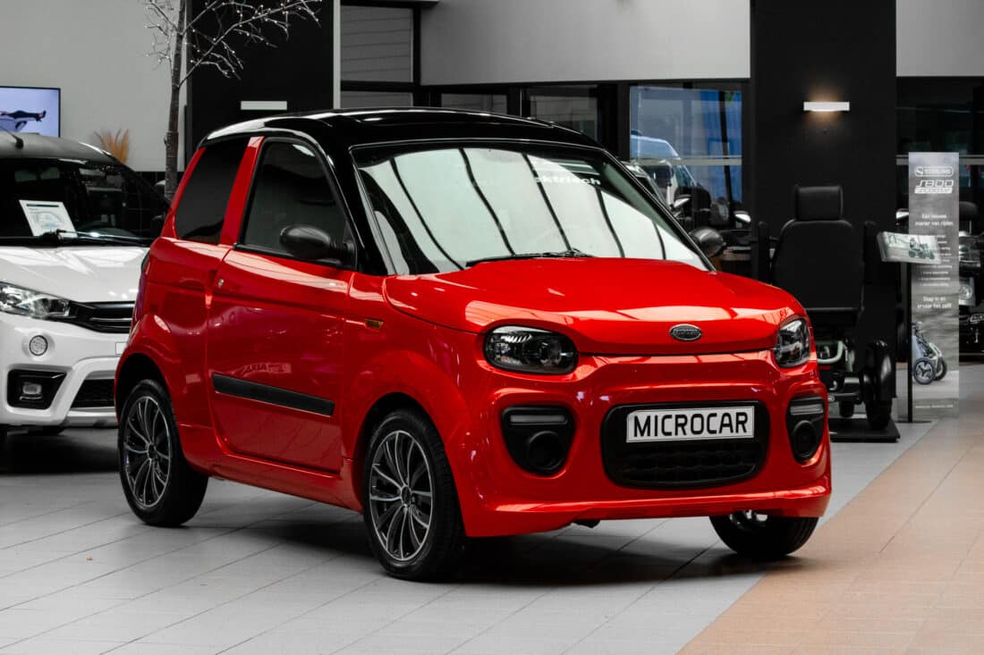 Microcar M Go 6 Dci Must 2021 Brommobiel Occasion Rood Metallic