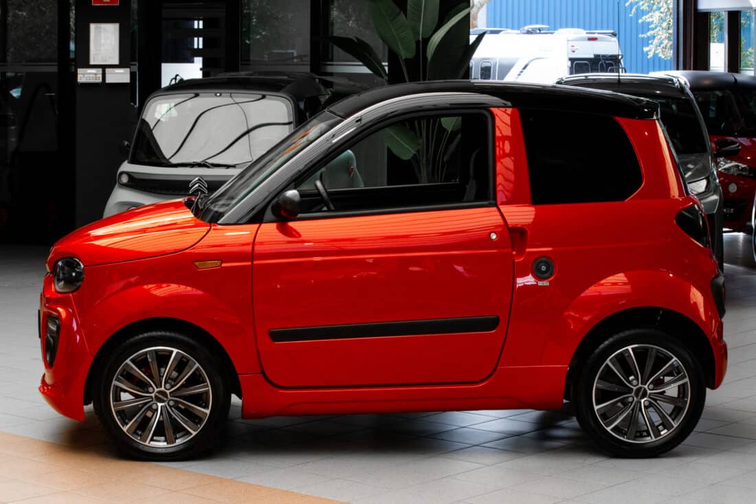 Microcar M Go 6 Dci Must 2021 Brommobiel Occasion Rood Metallic