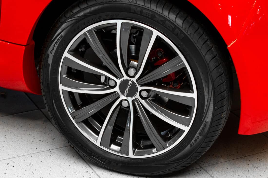 Microcar M Go 6 Dci Must 2021 Brommobiel Occasion Rood Metallic