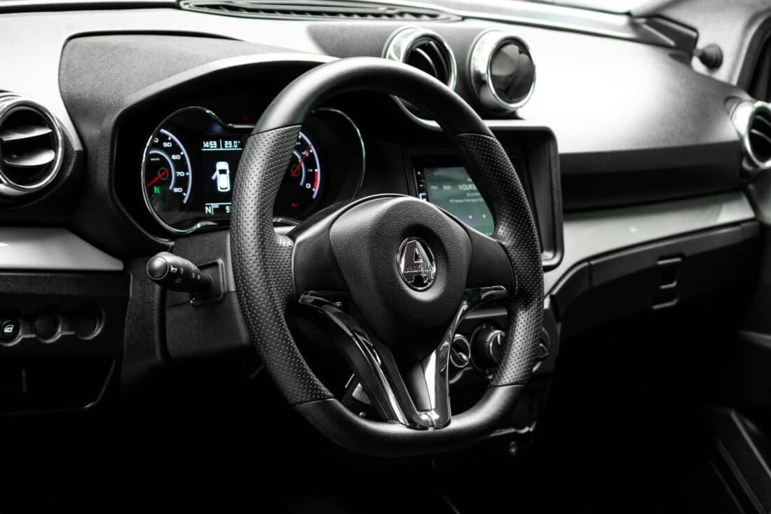 Aixam Crossover Premium Ambition 2024 Brommobiel Occasion Titaniumgrijs Metallic