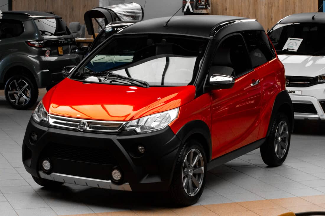 Aixam Crossline Premium Sensation 2017 Brommobiel Occasion Rood Metallic