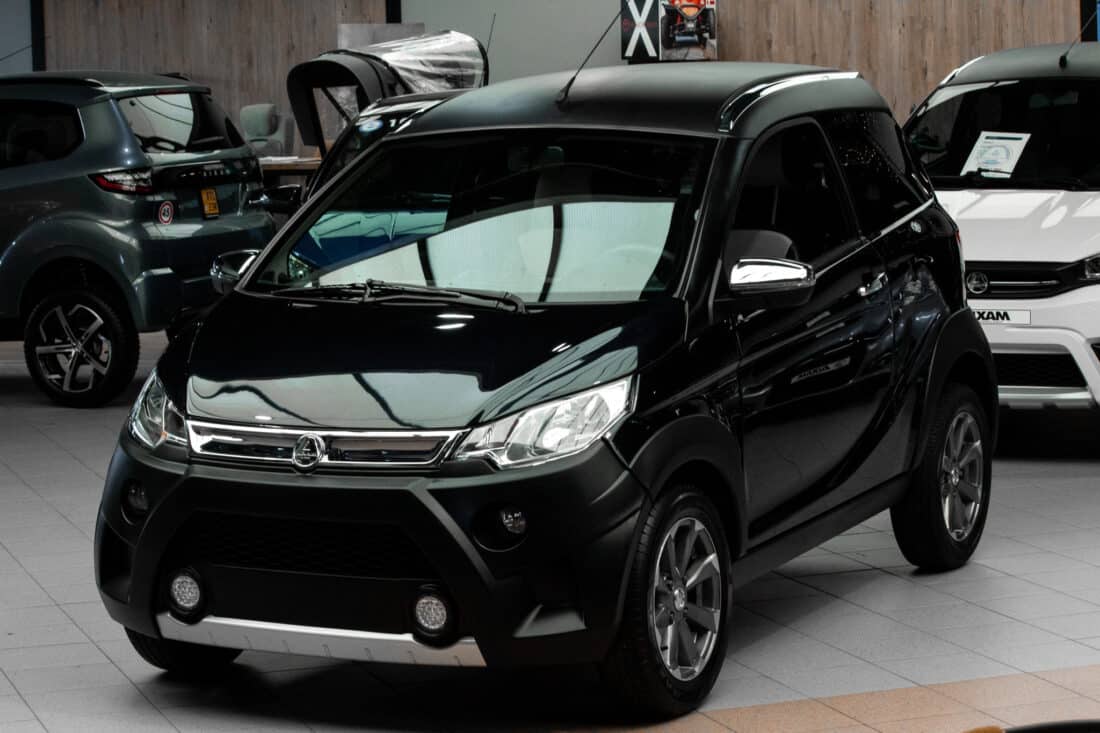 Aixam Crossline Premium Sensation 2017 Brommobiel Occasion Zwart Metallic