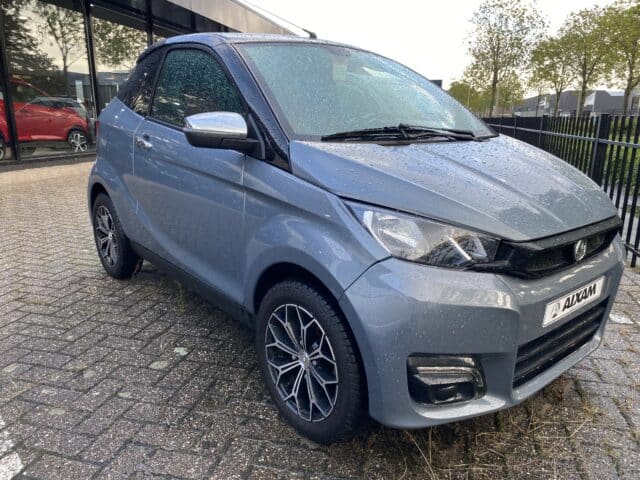 Aixam Coupe Premium Emotion Brommobiel Occasion Titaniumgrijs Metallic