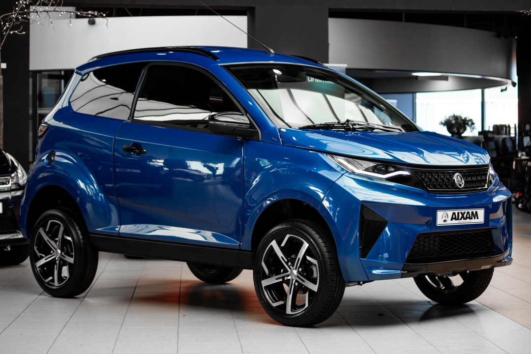 Aixam Crossover Premium Ambition E5 2025 Brommobiel Saffierblauw Metallic