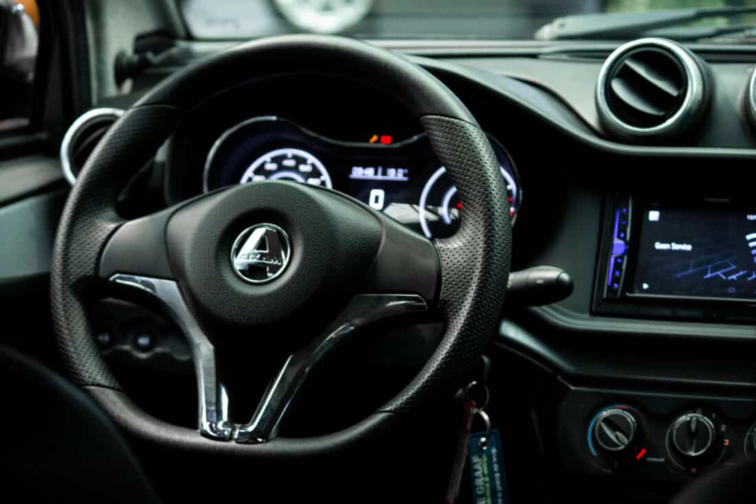 Aixam Crossover Premium Emotion 2021 Brommobiel Occasion Zilvergrijs Metallic