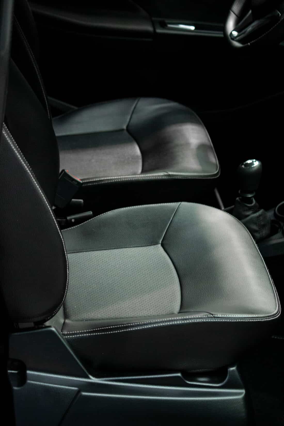 Aixam Crossover Premium Emotion 2021 Brommobiel Occasion Zilvergrijs Metallic