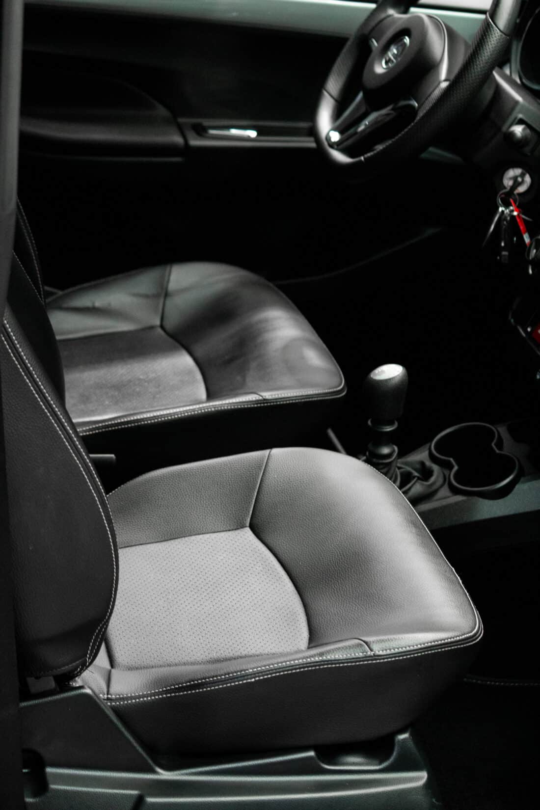 Aixam City Premium Emotion 2022 Brommobiel Occasion Marineblauw Metallic